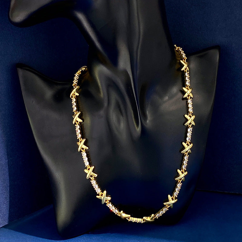 Fashion Metal Design Sense Necklace