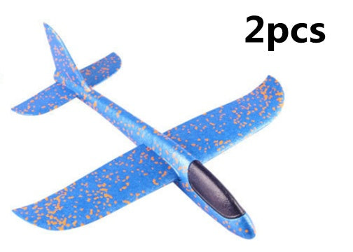 Lanzamiento manual de avión de espuma voladora