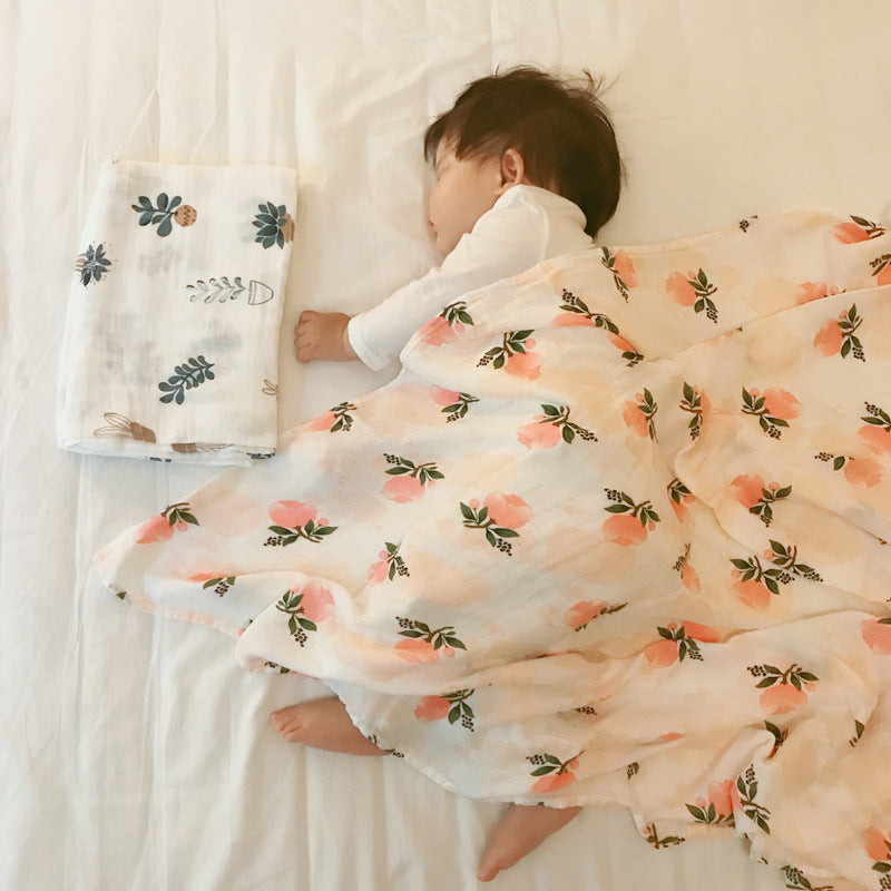 Bébé tenant une couverture serviette double couche fil bambou nouveau-né serviette pour bébé