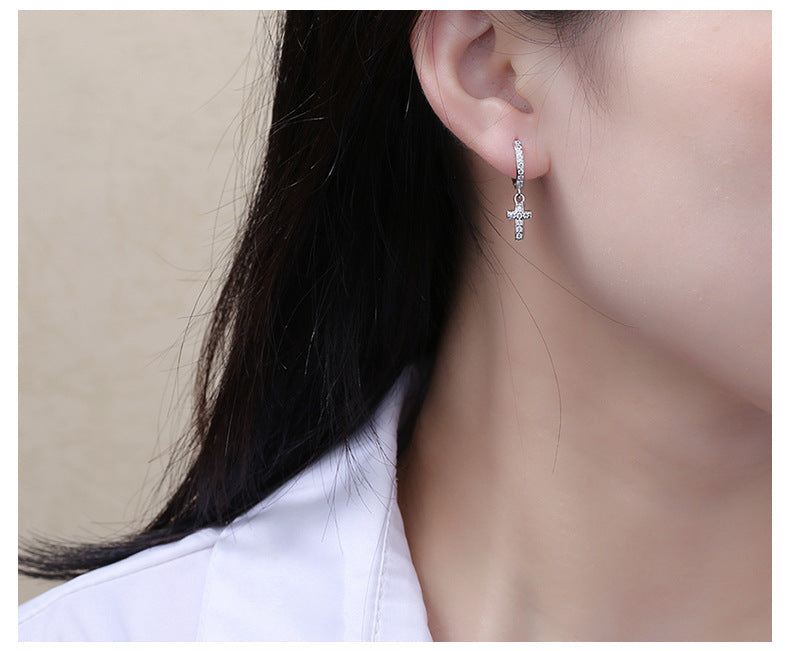 Boucles d'oreilles croisées en Zircon pour femmes