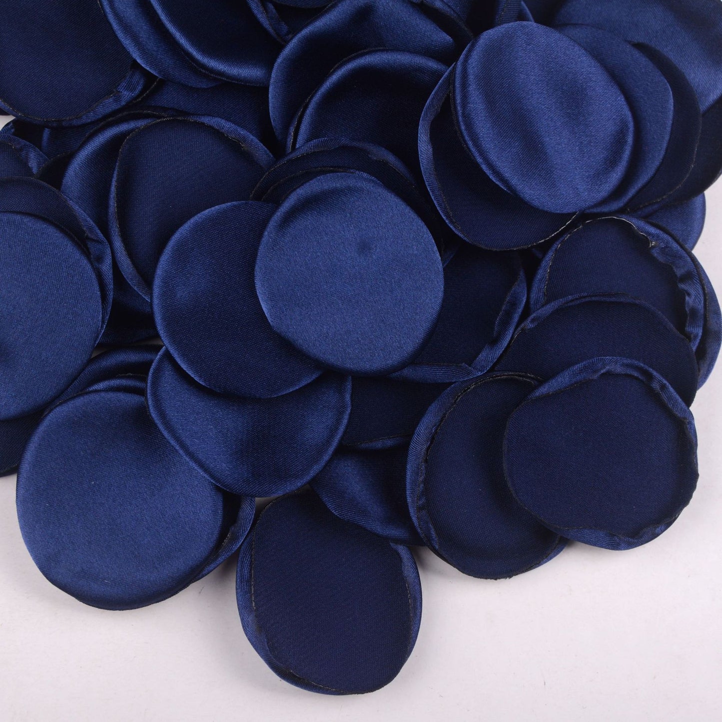 4cm Silk Rose Burnt Edge Petals Wedding Glowing Cream Powder Laminate