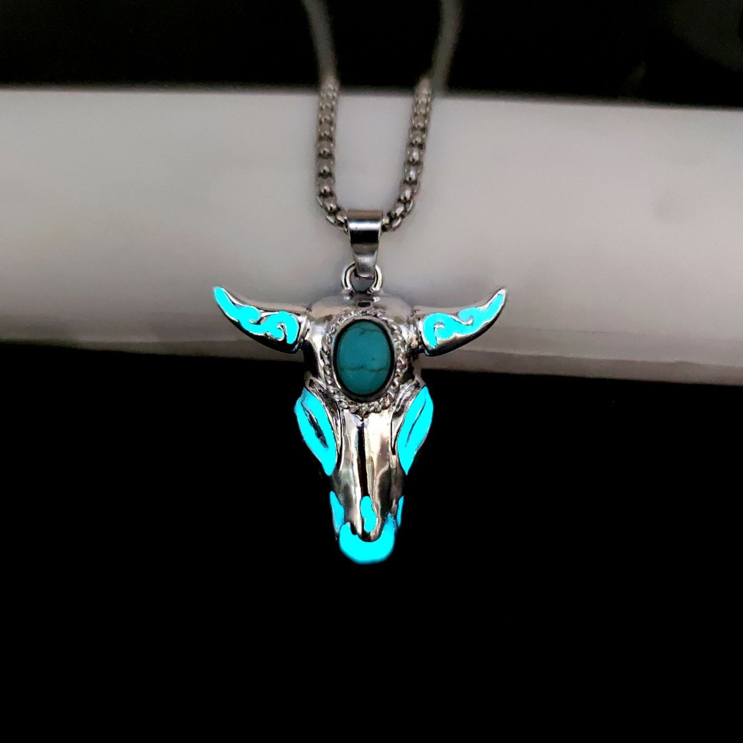 Collier pendentif en acier inoxydable, tête de taureau Turquoise, mode Punk