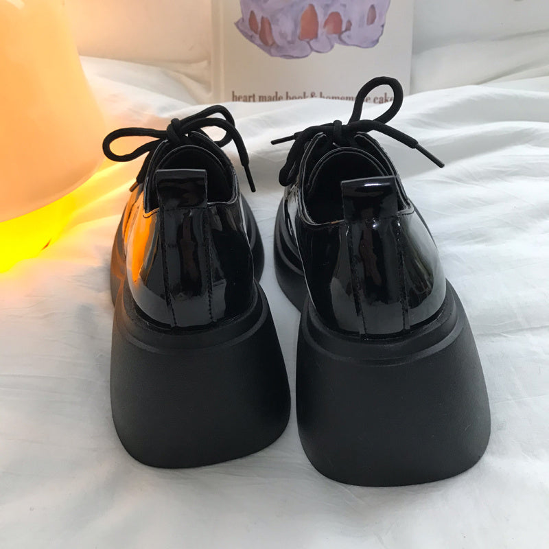 Talons hauts épais avec petites chaussures en cuir à lacets, chaussures simples polyvalentes noires de Style britannique pour femmes