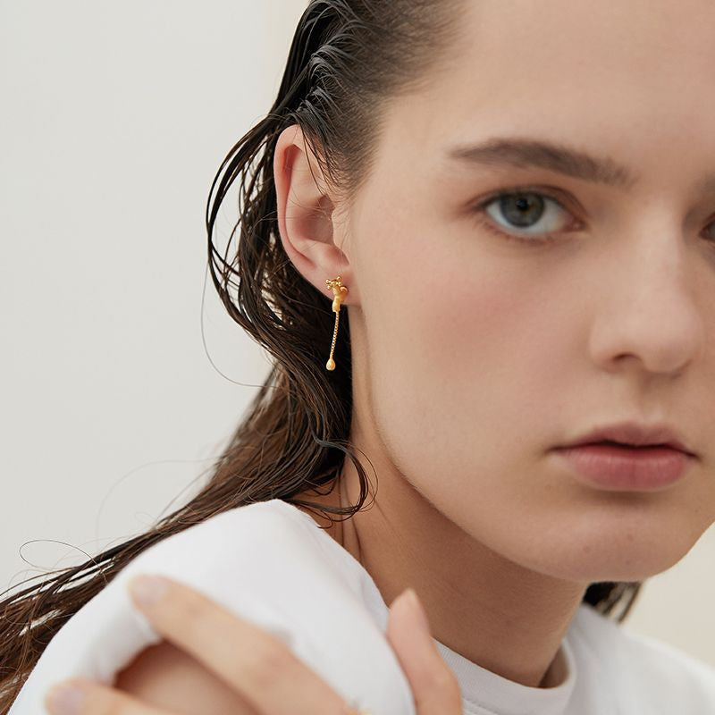 Inspiration Source Fun Faucet Personalidad Stud Pendientes Moda Creativa Y Elegante Ins