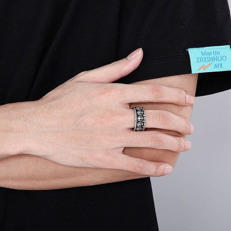 Bague en acier titane pour hommes crâne dominateur