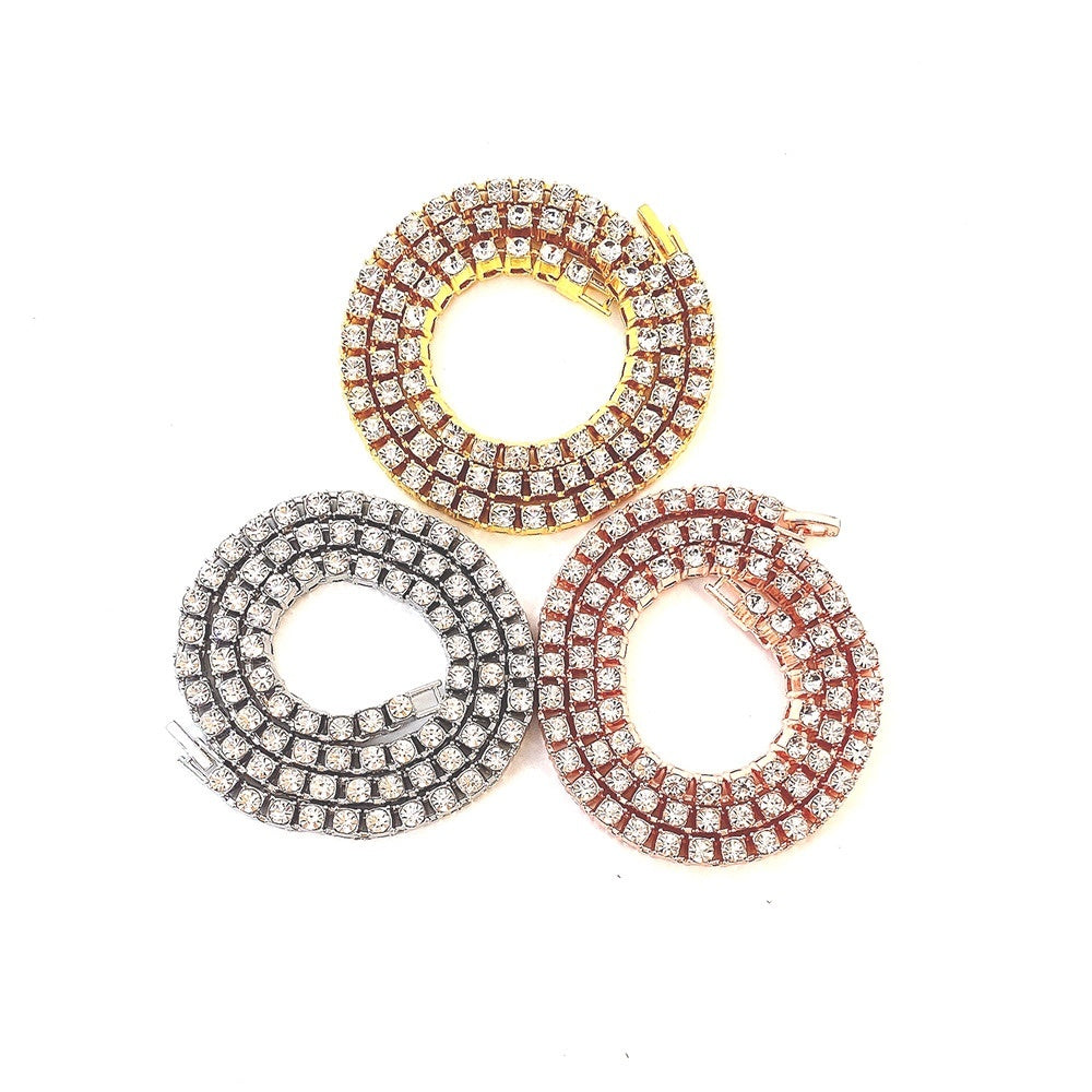 Exquisito collar estilo callejero con diamantes y circonitas