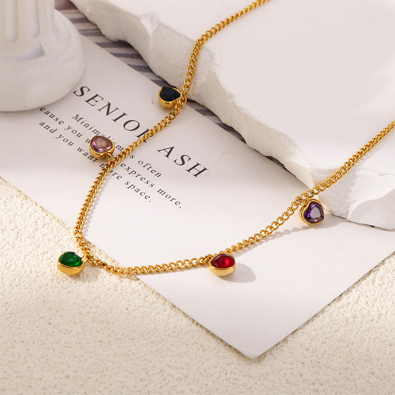 Collier pendentif en forme de cœur d'amour coloré en acier titane
