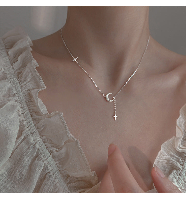 Women's Summer Simple Niche Design Frosted Moon And Star Pendant Clavicle Necklace