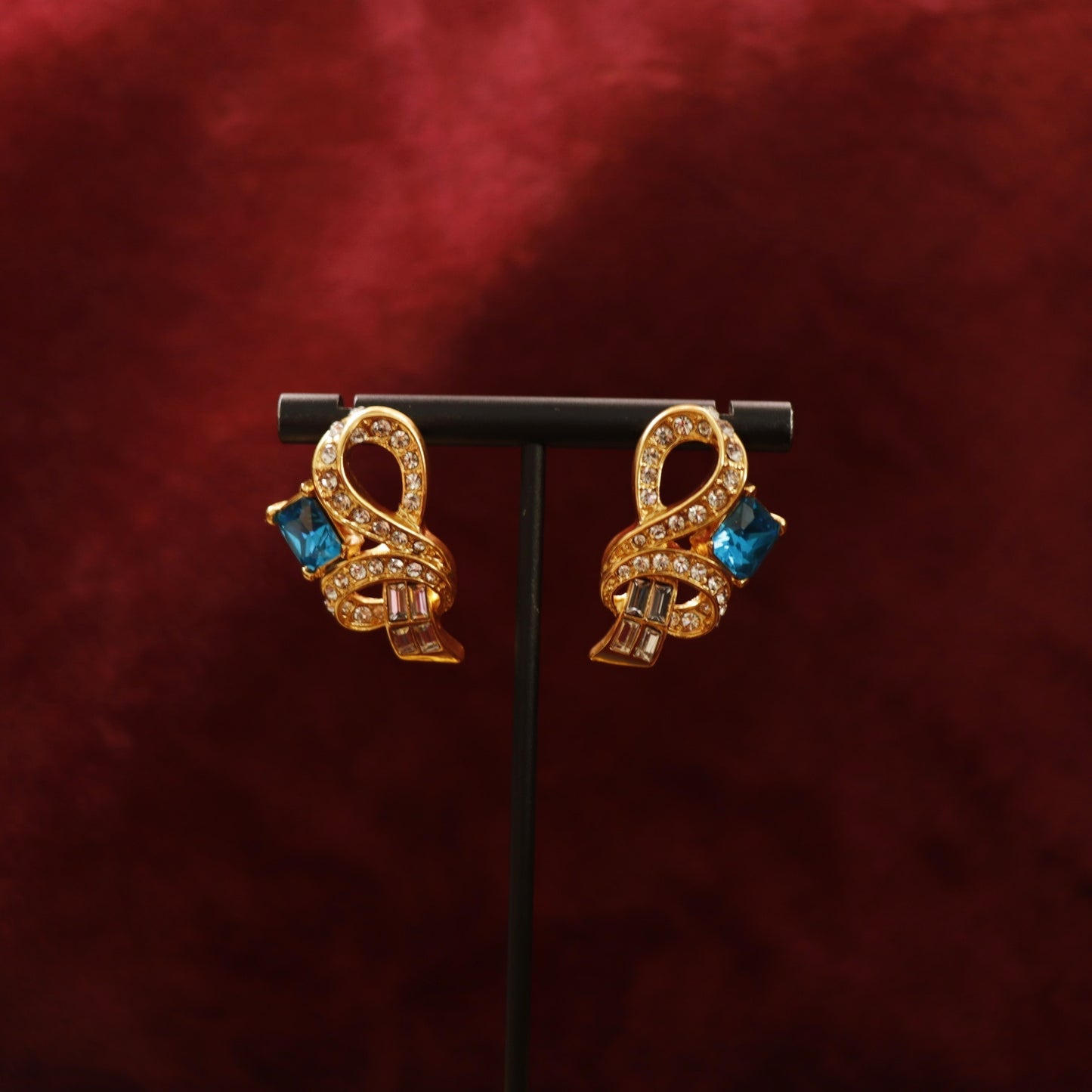 Mid-ancient Court French Vintage Style Inlaid Gemstone Earrings