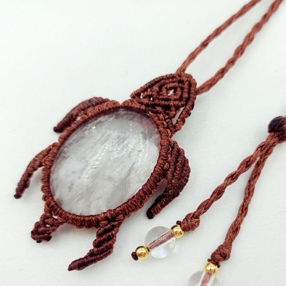 Collar con colgante tejido a mano con gemas de cristal de estilo nacional