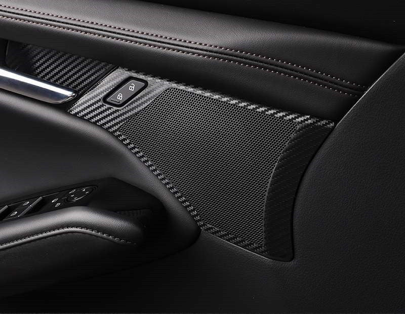 remontage d'un autocollant spécial en film de grain de fibre de carbone