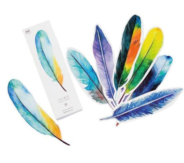 Ensemble de 30 marque-pages en plumes