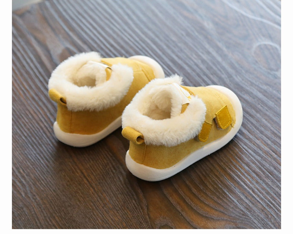 Zapatos para niños pequeños 