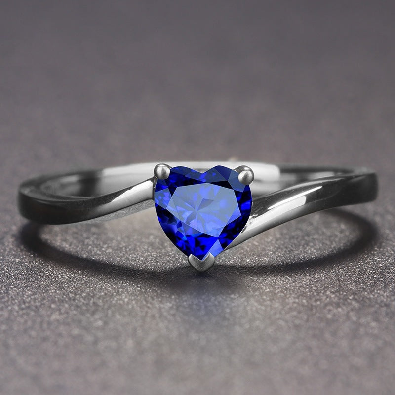 Bague en forme de cœur saphir rouge simple pour femmes