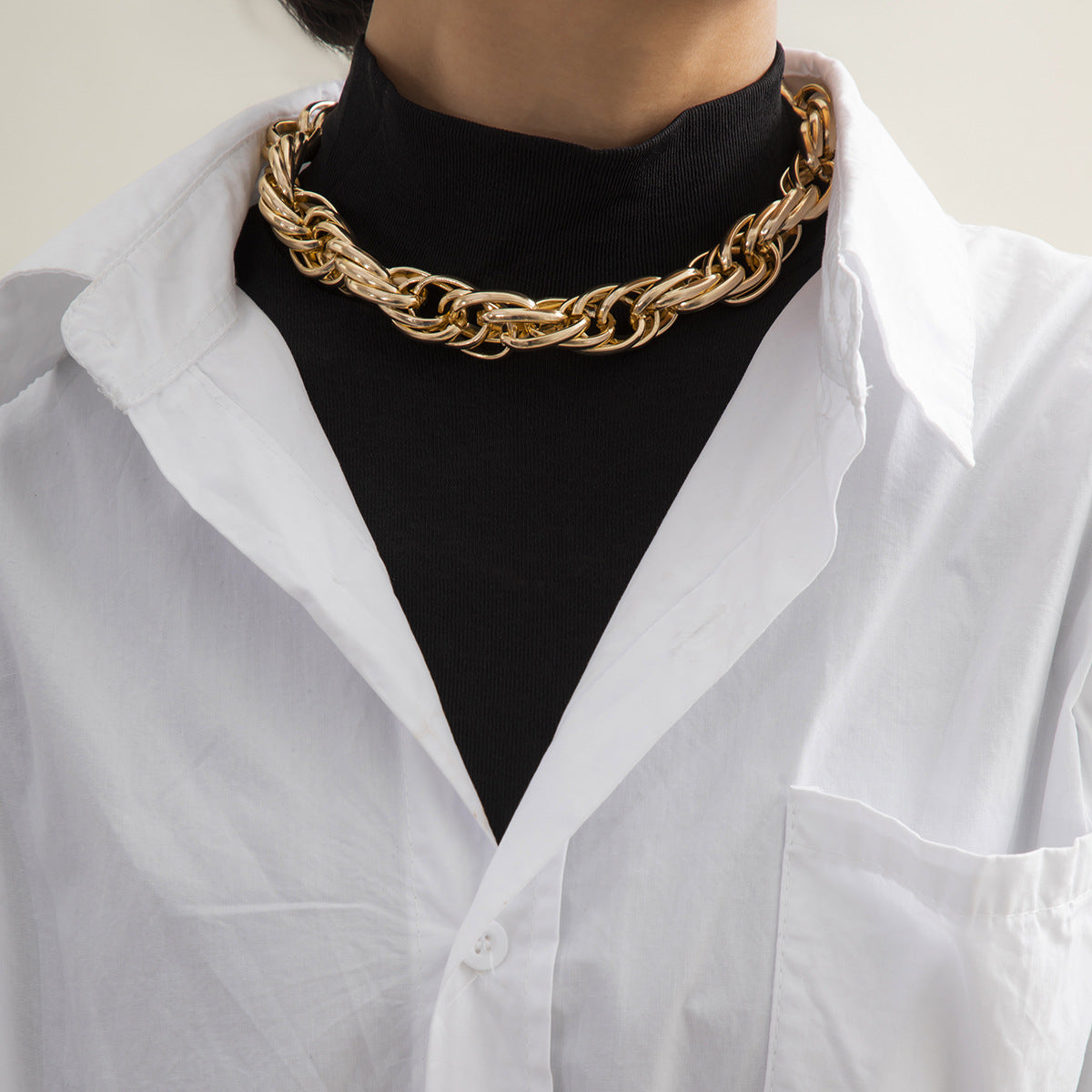 Collier géométrique à bretelles épaisses torsadées personnalisées exagérées