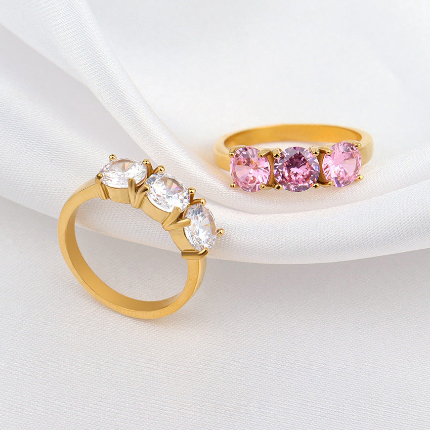 Bague ronde en acier plaqué titane et Zircon, incrustée de quatre griffes de haute qualité, à trois arrangements