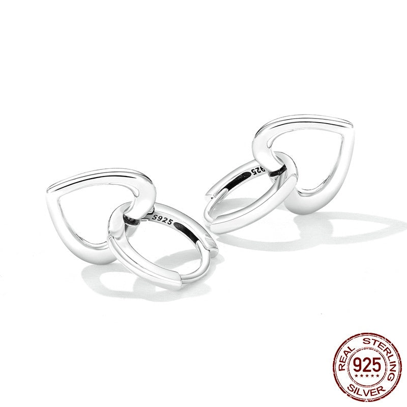 Boucles d'oreilles en forme de coeur en argent S925 à col blanc