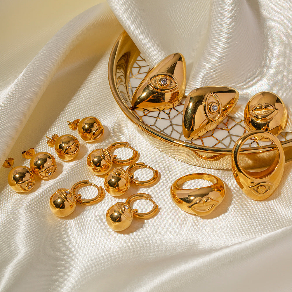 Boucles d'oreilles en forme de lèvre à la mode, boucles d'oreilles en acier titane simples de haute qualité