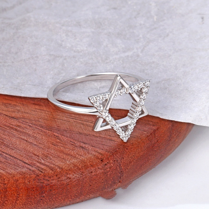 Anillo de mango hexagonal Belief de plata de ley