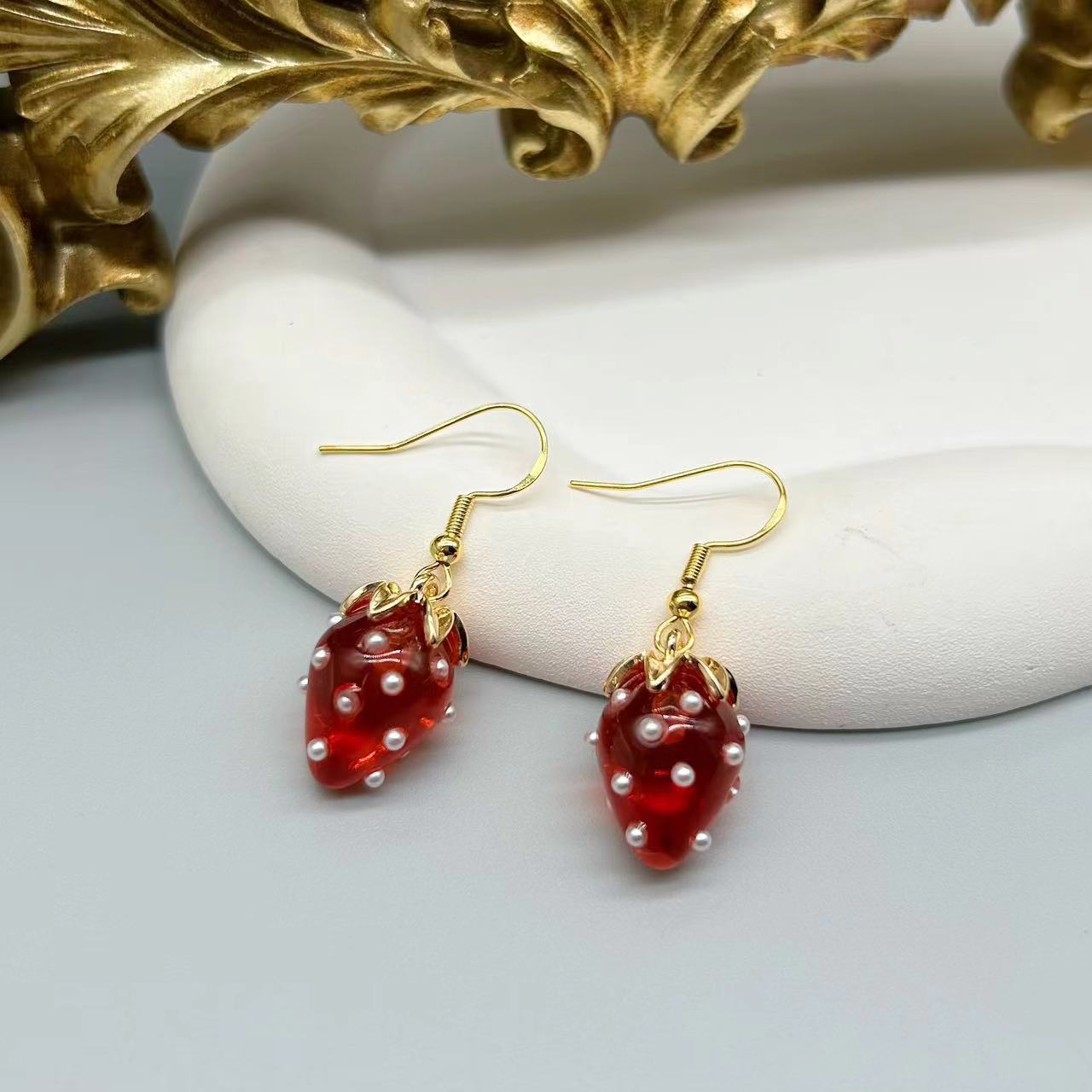 Collier et boucles d'oreilles en perles d'eau douce avancées occidentales, luxe, Fruit fraise, tempérament doux, Suite