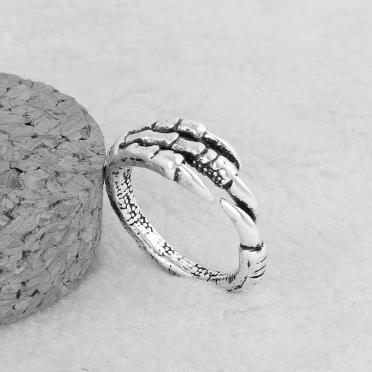 Anillo vintage con garra de dragón a la moda para hombre