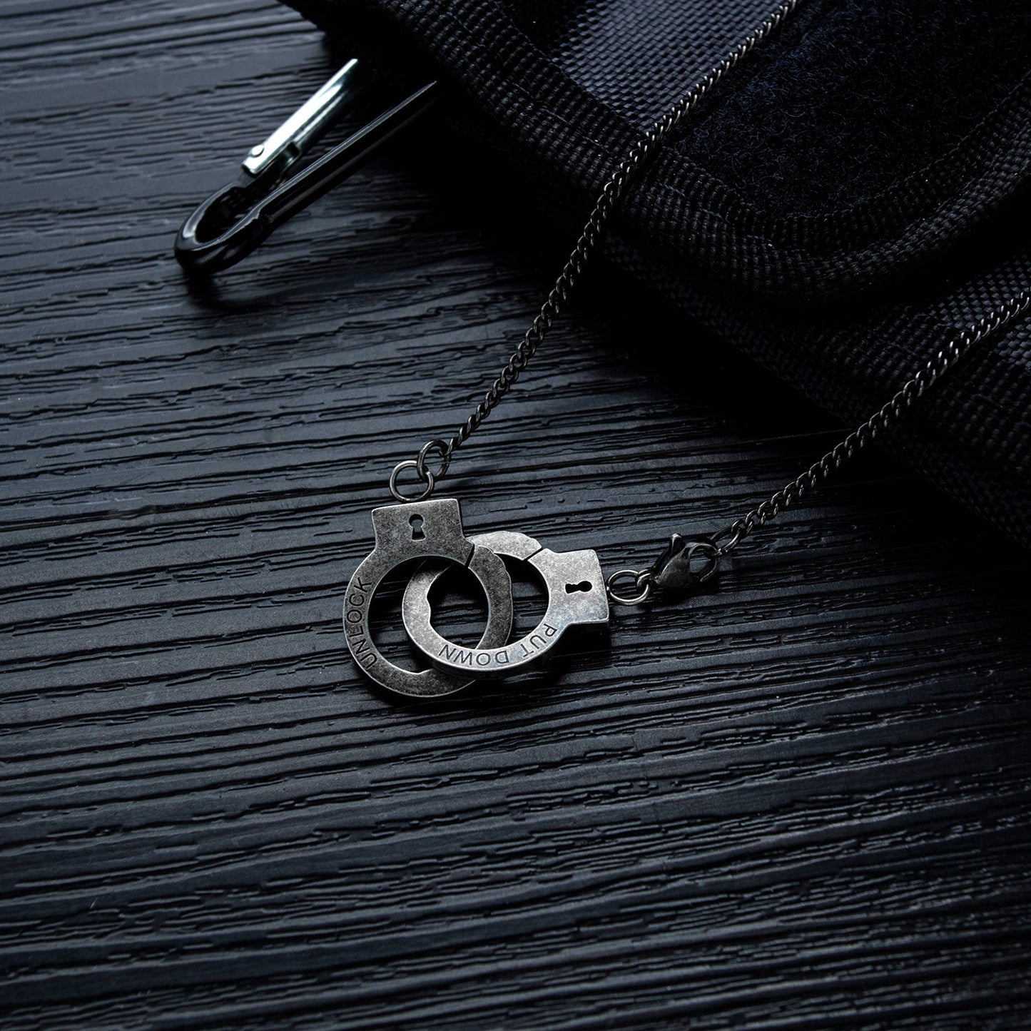 Menottes de Style créatif, collier en acier titane, accessoires pendentif Hip Hop en acier inoxydable pour hommes