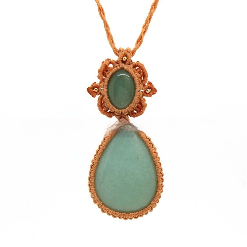 Collier pendentif réglable tissé à la main en forme de goutte d'améthyste
