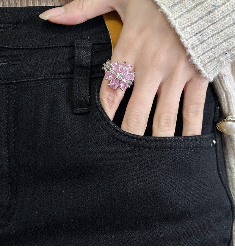 Anillo exquisito de la moda de la flor de las mujeres en forma de corazón del amor