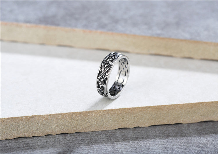 Retro Hollow Pattern Men's Ring