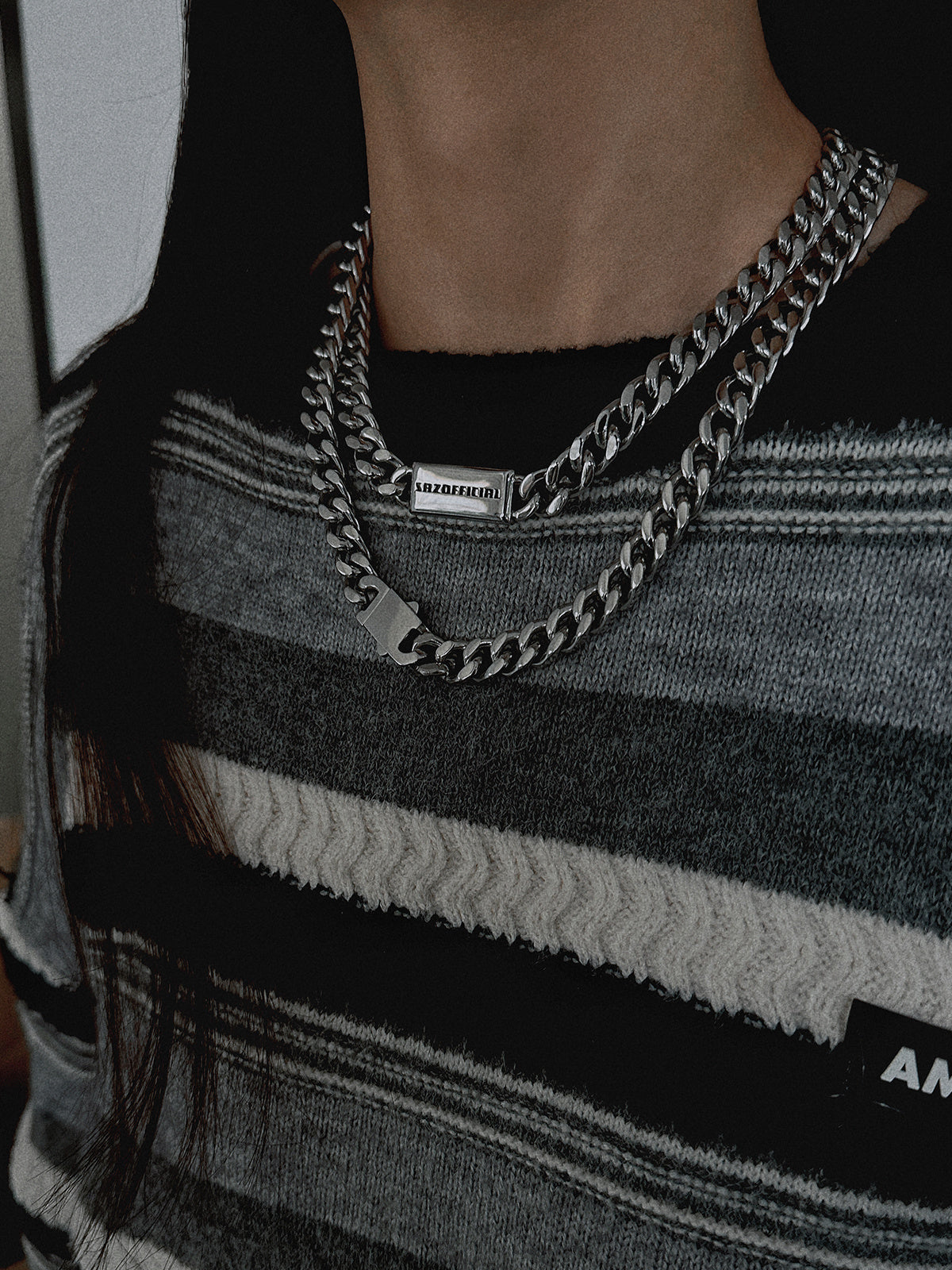 Collier cubain à huit boucles plates et larges