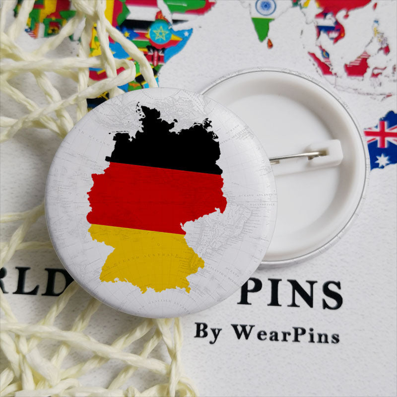Badge de bouton arc-en-ciel de carte de drapeau de l'Allemagne