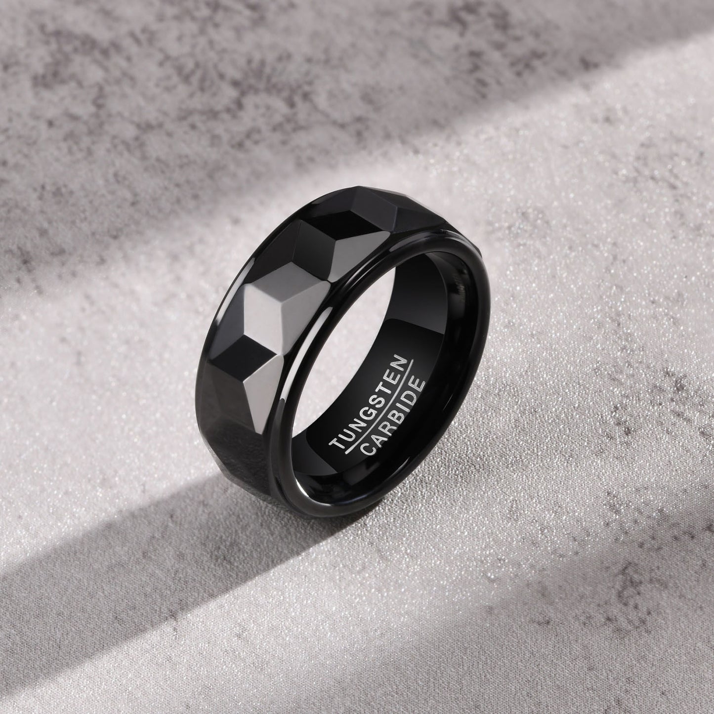 Conception de bijoux de bague en or en acier tungstène