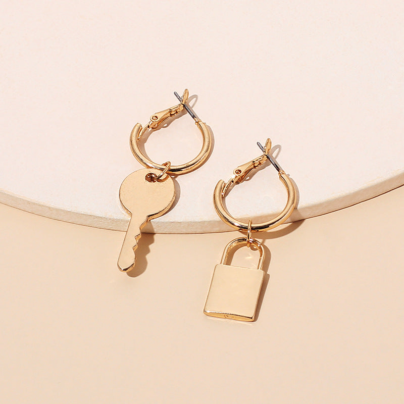 Niche Normcore Bag Personality Asymmetric Earrings