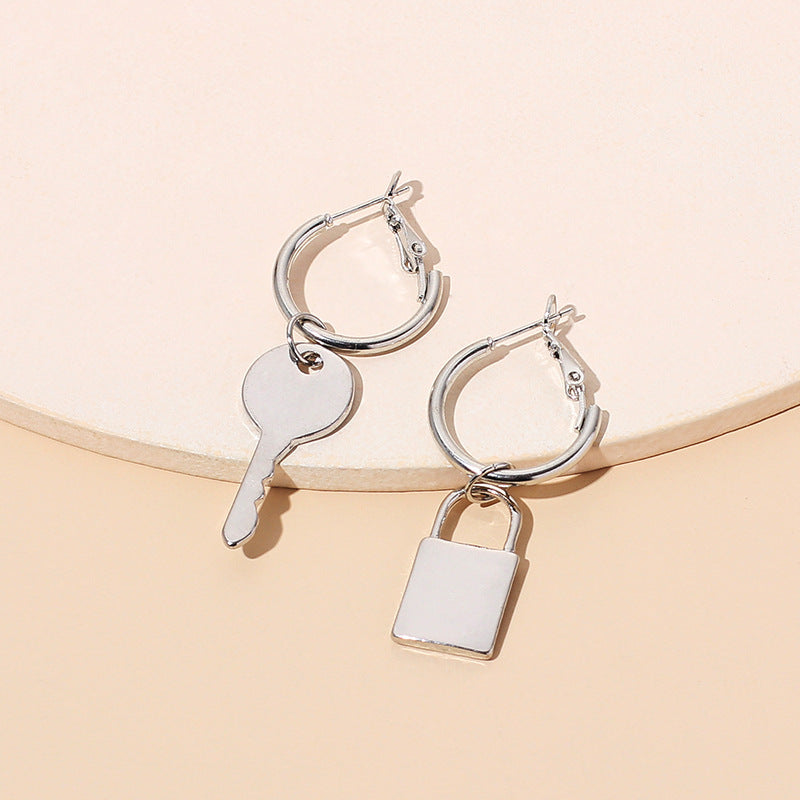 Niche Normcore Bag Personality Asymmetric Earrings