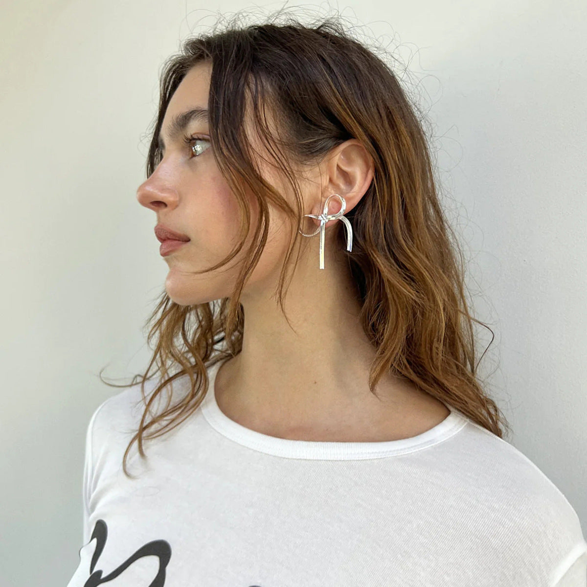 European And American Ins Style Graceful Personality 18K Gold Stainless Steel Chain Like Flat Snake Bow Earrings