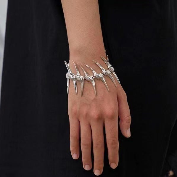 Silver Thorn Horn Thorn Fishbone Bracelet