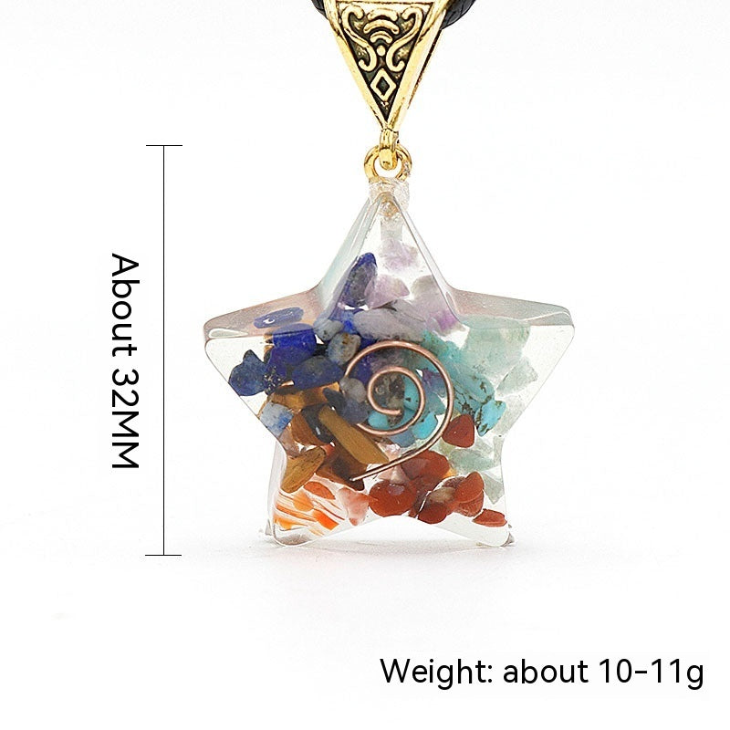 Collar de luna y estrella de quilates de resina epoxi con piedras preciosas de cristal natural