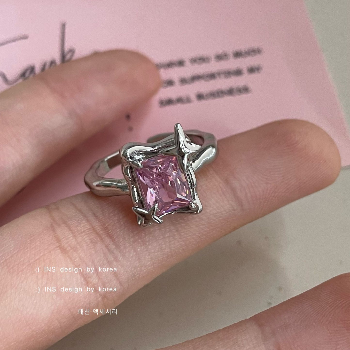 Anillo cuadrado de circón para mujer, temperamento de lujo ligero ajustable