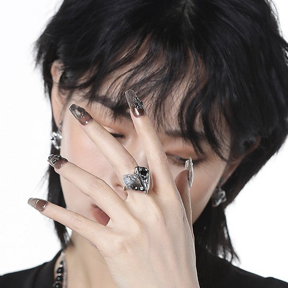 Anillo Lava Fold Love en forma de corazón