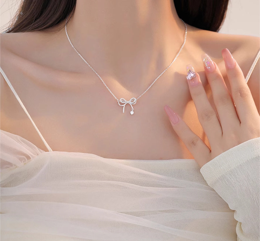 Women's Bow Necklace 999 Sterling Silver Clavicle Chain