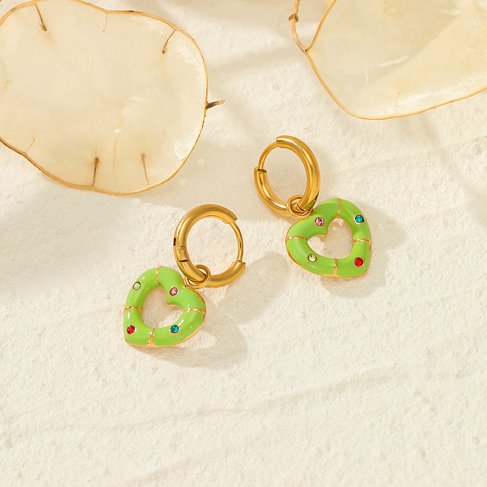Boucles d'oreilles polyvalentes en forme de cœur avec diamants et huile goutte à goutte multicolores