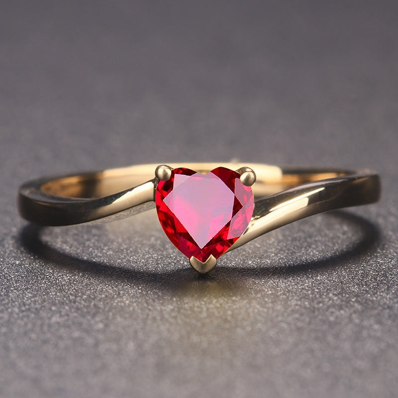 Bague en forme de cœur saphir rouge simple pour femmes