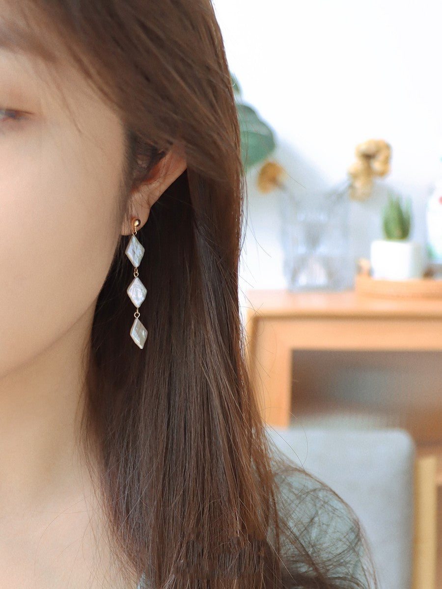 Boucles d'oreilles losanges en perles baroques naturelles