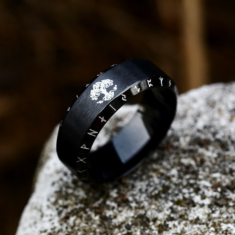 Bague en acier inoxydable à la mode simple