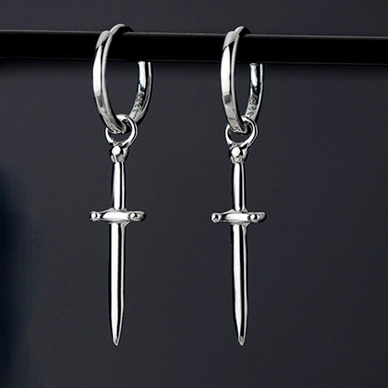 Boucles d'oreilles vintage personnalisées en acier titane en forme d'épée Hip Hop