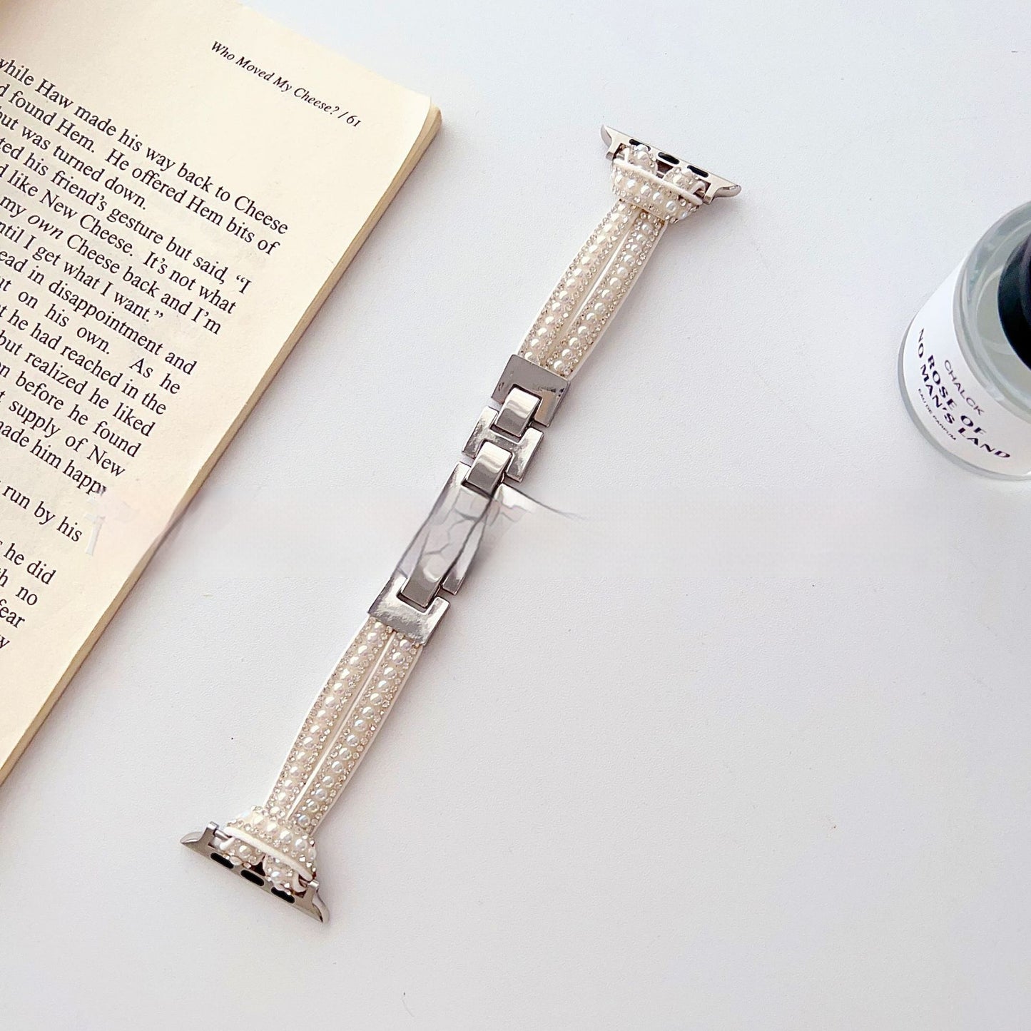 Bracelet en métal avec chaîne de perles et petite taille