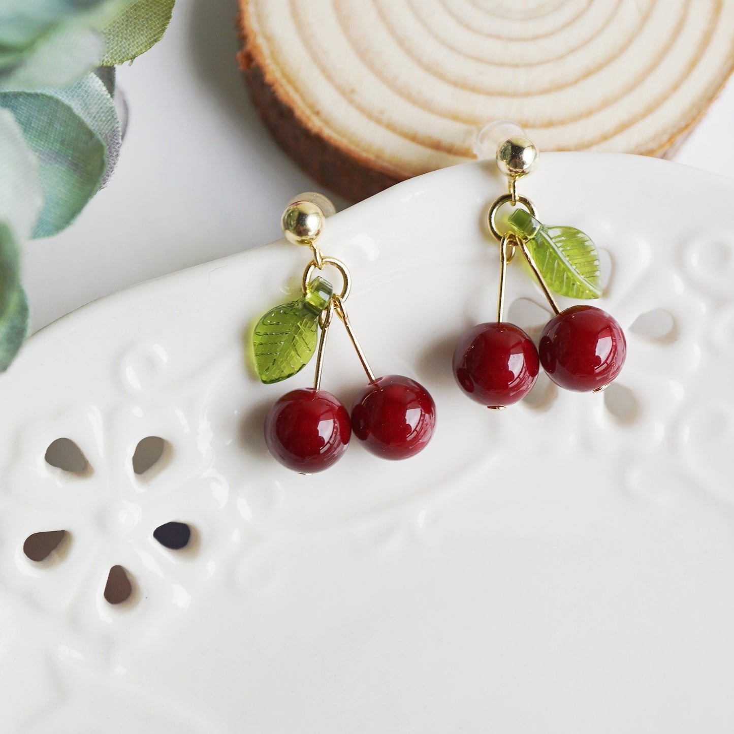 Boucles d'oreilles à tige en argent sterling pour femme rouge foncé