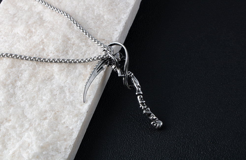 Collar con colgante de acero y titanio del dios de la muerte vintage para hombre