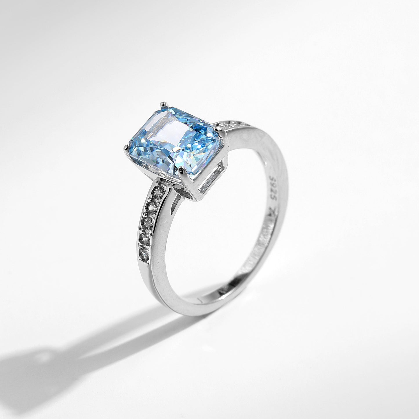 Women's Fashion Sterling Silver Ice Flower Cut Zircon Cube Sugar Ring