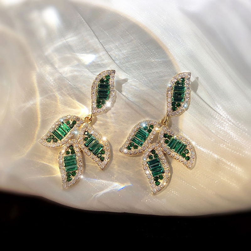 Personalized High Profile Rhinestone Sterling Silver Needle Green Leaf-shaped Earring